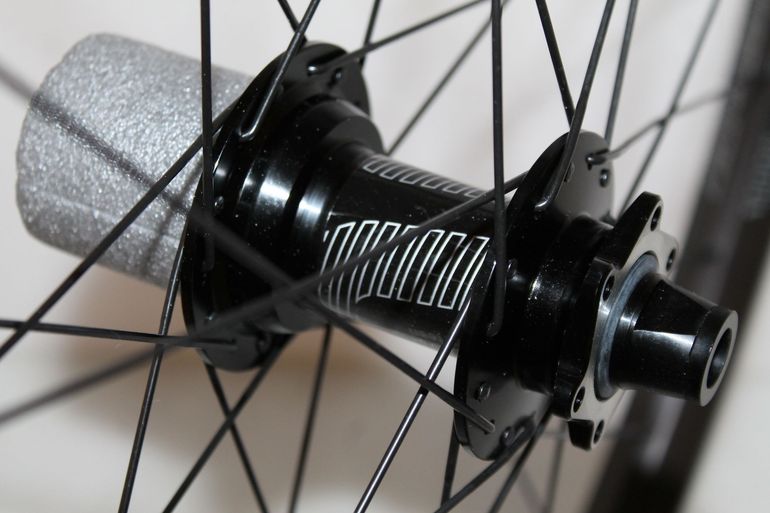 Used E*Thirteen LG1 Plus Enduro Rear Wheel 29" bike — image 6 of 13