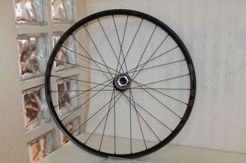 Used E*Thirteen LG1 Plus Enduro Rear Wheel 29" bike — image 3 of 13