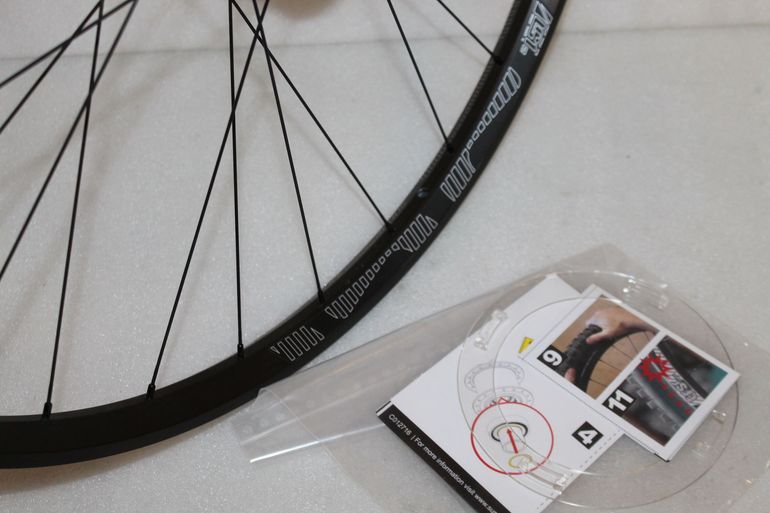 Used E*Thirteen LG1 Plus Enduro Rear Wheel 29" bike — image 8 of 13