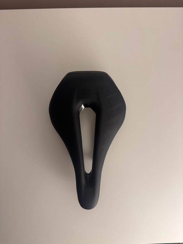Used 2025 Lynx 2.0 Superflow Carbon Saddle bike — image 2 of 4
