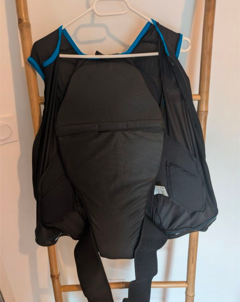Used Diezz Gilet de Protection Soft bike — image 2 of 5