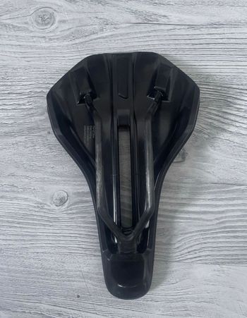 Used 2026 Belcarra V 1.0 Neo Cut Out Saddle bike — image 2 of 2