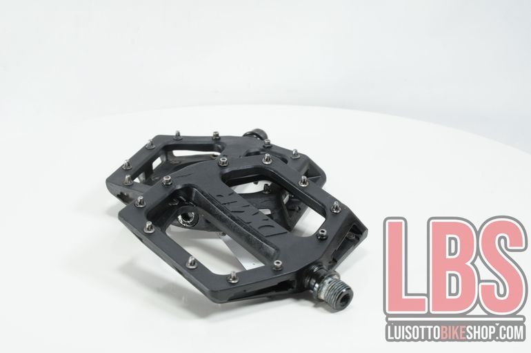 Used Dmr V11 Platform Pedals 105 x 105 mm bike — image 3 of 8