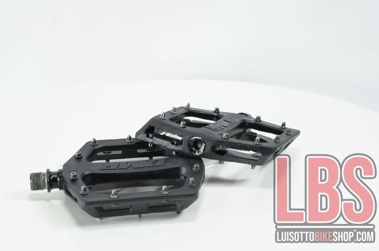 Used Dmr V11 Platform Pedals 105 x 105 mm bike — image 5 of 8