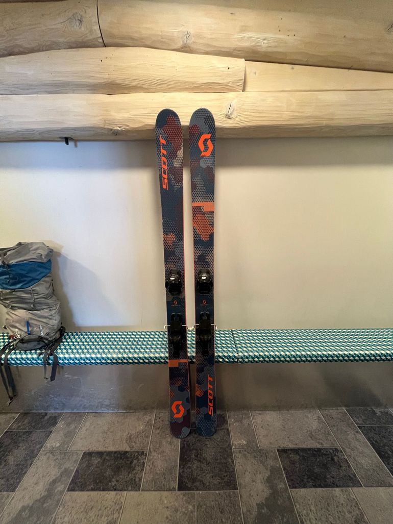 Used Scott Scrapper 115 bike — image 1 of 3