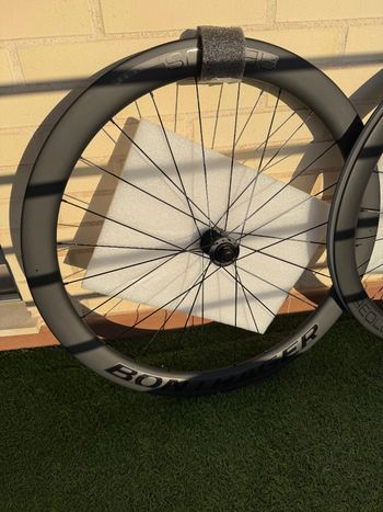Used Bontrager Aeolus Elite 50 TLR Disc Road Wheel 2026 bike — image 7 of 13
