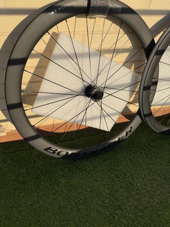 Used Bontrager Aeolus Elite 50 TLR Disc Road Wheel 2026 bike — image 3 of 13