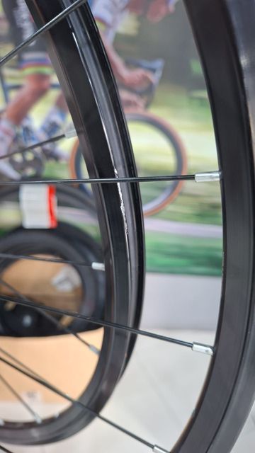 Brugt Mavic Aksium Road Wheelset 2026 bike — billede 2 af 10