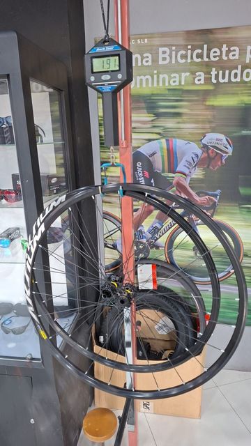 Brugt Mavic Aksium Road Wheelset 2026 bike — billede 10 af 10