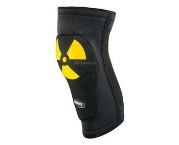 2018, Enduro Knee Light