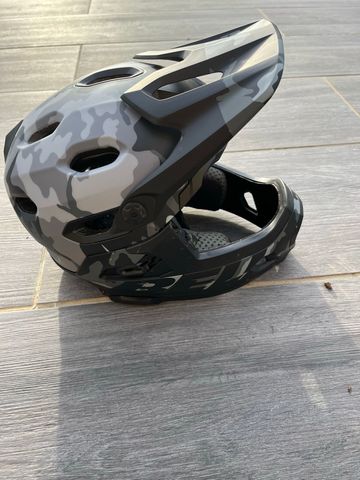 Tweedehands 2024 Bell super DH Spherical MIPS Cycling Accessories