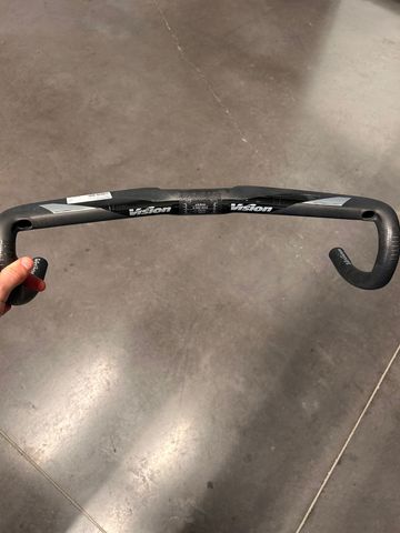 Brugt Vision Trimax Carbon Aero Handlebar 420 mm 2024 Cockpit