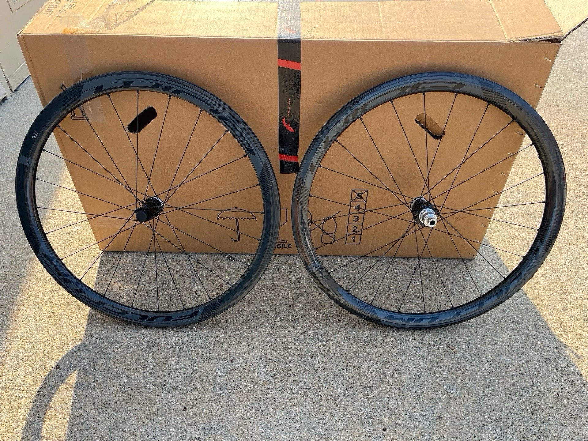 Fulcrum Wind 400 DB 2022