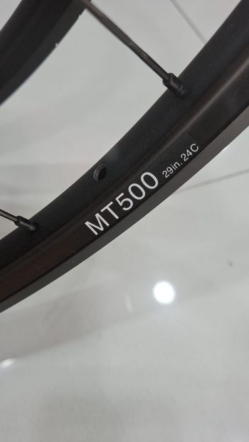 Używany Shimano MT500 29" Wheelset 2026 bike — zdjęcie 9 z 16