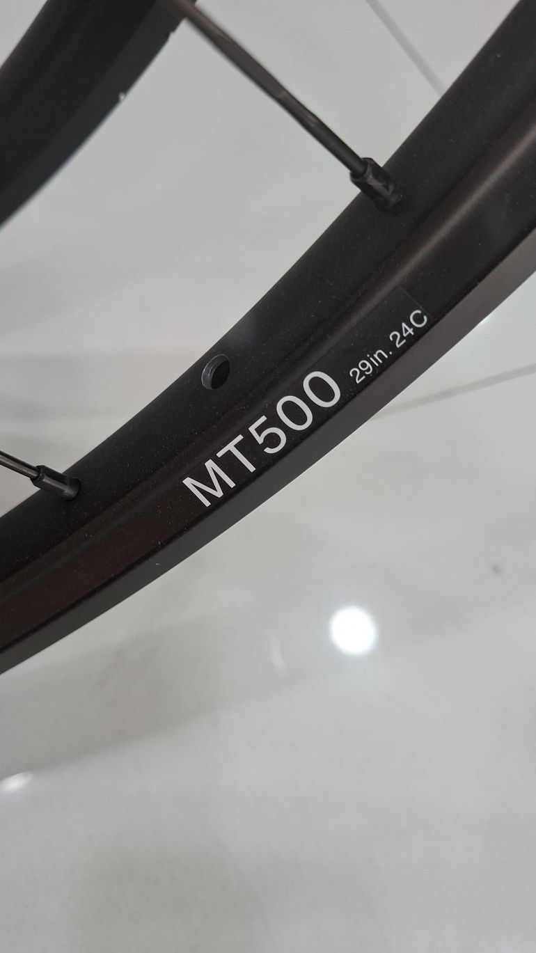 Używany Shimano MT500 29" Wheelset 2026 bike — zdjęcie 9 z 16