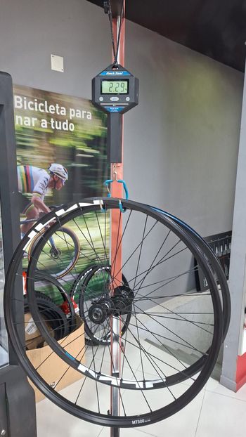 Used Shimano MT500 29" Wheelset 2026 bike — image 7 of 9