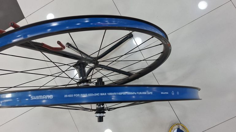 Używany Shimano MT500 29" Wheelset 2026 bike — zdjęcie 13 z 16