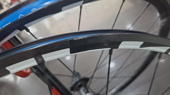 Used Shimano MT500 29" Wheelset 2026 bike — image 3 of 9
