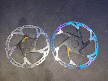Used 2025 SM-RT76-L 203mm 6-Bolt Rotor bike — image 2 of 4