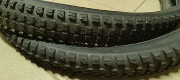 Used Bontrager xr5 Team Issue 2022 bike — image 2 of 3