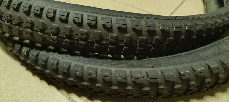 Used Bontrager xr5 Team Issue 2022 bike — image 2 of 3