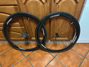 Used Sonic competition full carbon Wheels