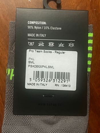 Used Rapha PRO TEAM SOCKS bike — image 4 of 4