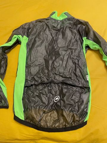Used Assos Antivento Windstopper Mille GT bike — image 4 of 9