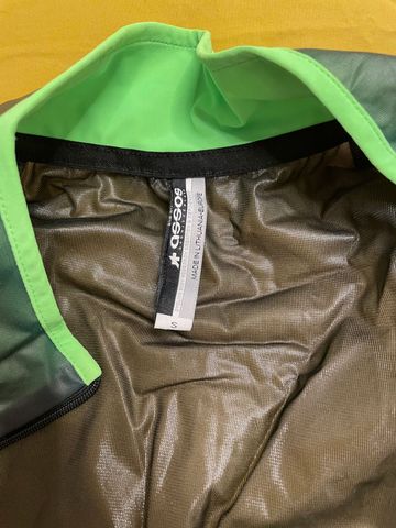 Used Assos Antivento Windstopper Mille GT bike — image 8 of 9