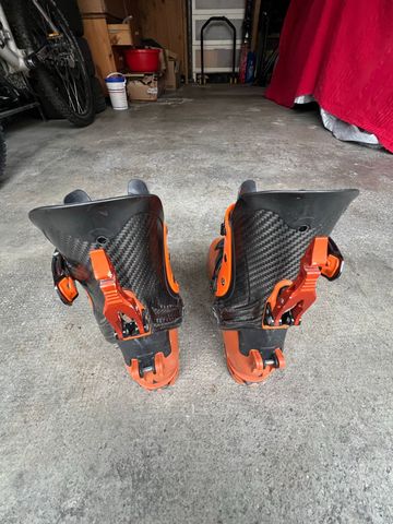 Used Atomic Backland Series Carbon Light bike — image 4 of 7