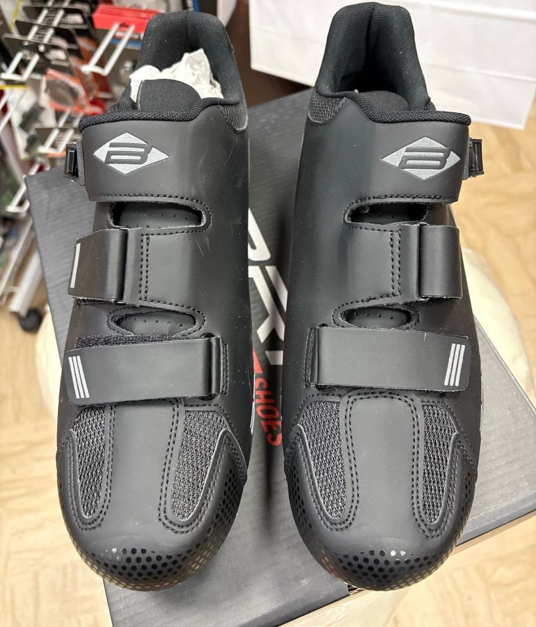 Used 2024 Shark bike — image 3 of 4