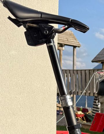 Używany RockShox Reverb AXS Dropper Post Saddles & Seatposts