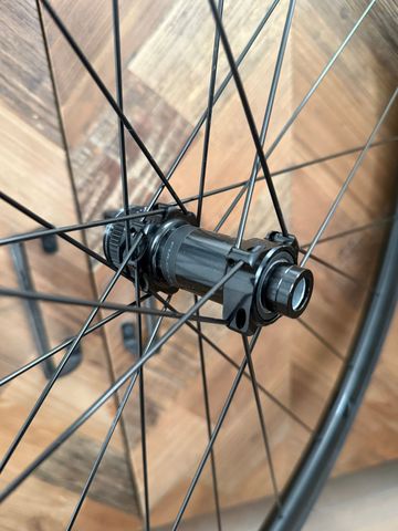 Used 2026 NEW! Racing 600 DB 2 Way Fit/Shimano Body/ + Pirelli P7 28mm tires bike — image 6 of 7