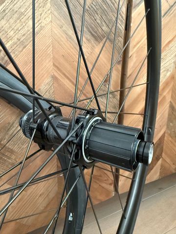 Used 2026 NEW! Racing 600 DB 2 Way Fit/Shimano Body/ + Pirelli P7 28mm tires bike — image 2 of 7