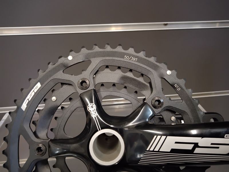 Fsa Gossamer Pro Crankset Drivetrain & Pedals usato