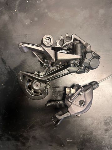 Used 2025 XT 12-speed Manettino & Rear Derailleur Drivetrain & Pedals