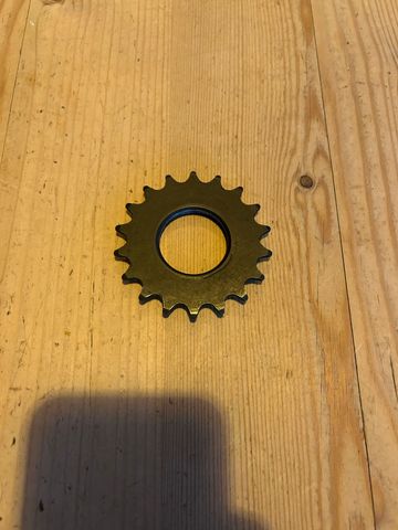 Used — 18T Track Cog Drivetrain & Pedals
