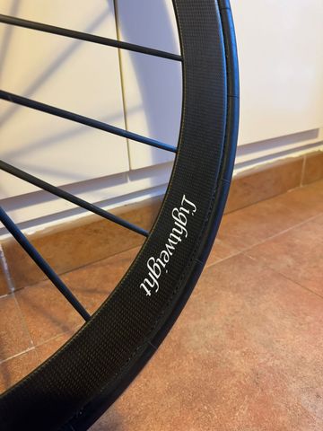 Lightweight Meilenstein Carbon 50mm Tubular Wheelset 2021 bike d'occasion — image 17 sur 19