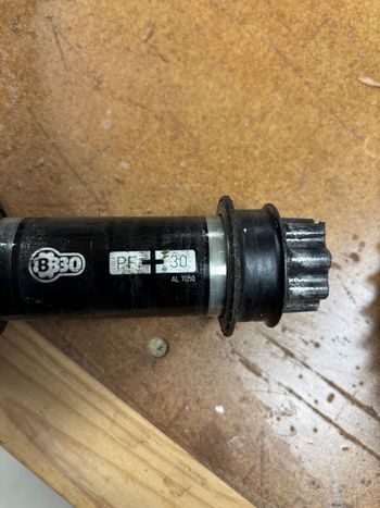 Used Sram Red Crankset BB30 bike — image 5 of 7
