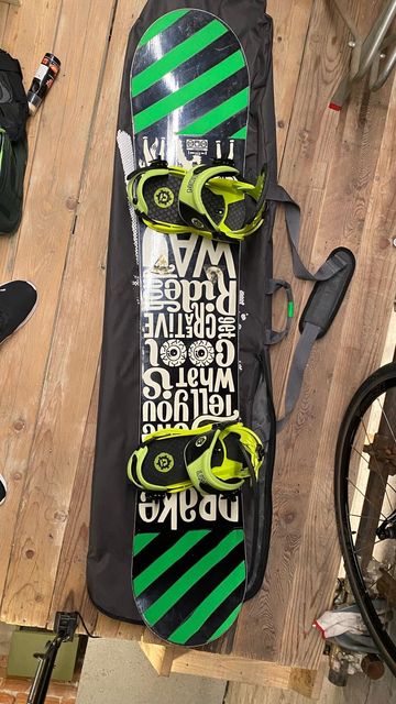 Used Altra Snowboard Drake Danger Snowboarding & Splitboarding