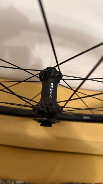 Gebrauchtes Dt Swiss GRC 1600 Carbon Spline Wheelset bike — Bild 14 von 17