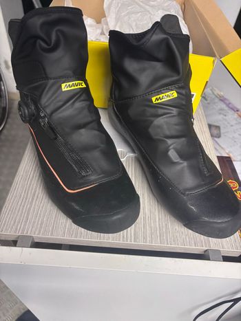 Used 2024 scarpe bike — image 1 of 3