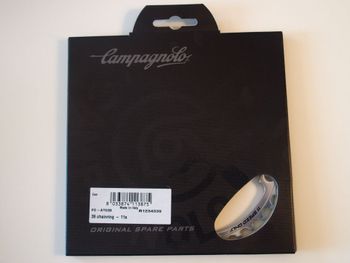 Used Campagnolo Athena 11fach Kettenblatt 39 Z - 135 Lochabstand 2010 bike — image 3 of 4