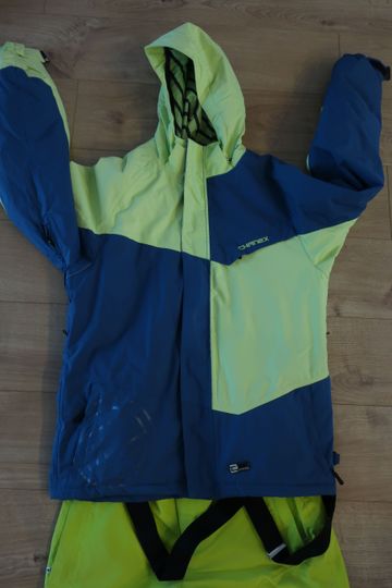 Spyder Ski Pants and Jacket bike usato — immagine 3 di 6