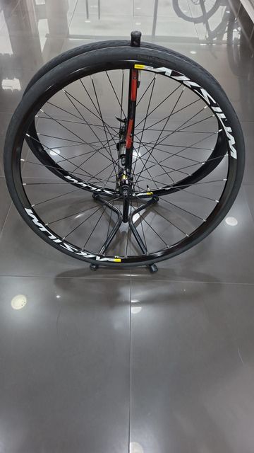 Mavic Par de Rodas Aksium One Disc 2026 Wheels de segunda mano