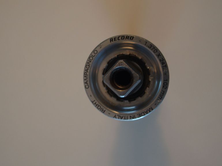 Used Campagnolo Record Carbon Innenlager 102 mm bike — image 4 of 4