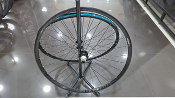 Used Fulcrum Racing 77 Center-lock 2026 bike — image 1 of 9
