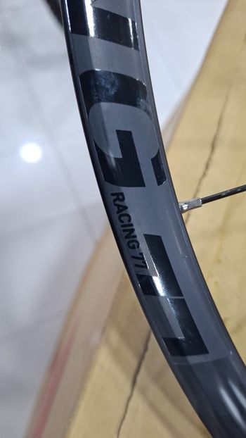 Used Fulcrum Racing 77 Center-lock 2026 bike — image 8 of 9