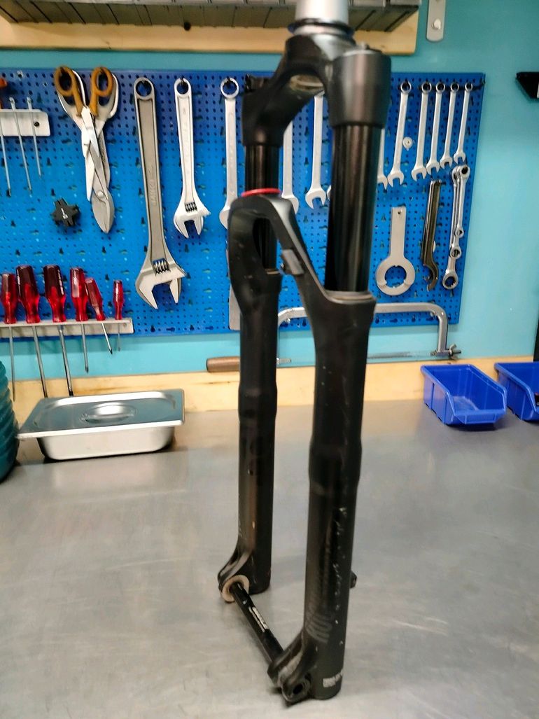 Used RockShox Recon Gold RL 29" DebonAir 100 Tapered Boost Remote 2021 bike — image 4 of 5