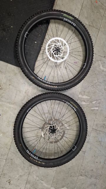 Used 2024 Proven Carbon Race Enduro Mullet Wheels